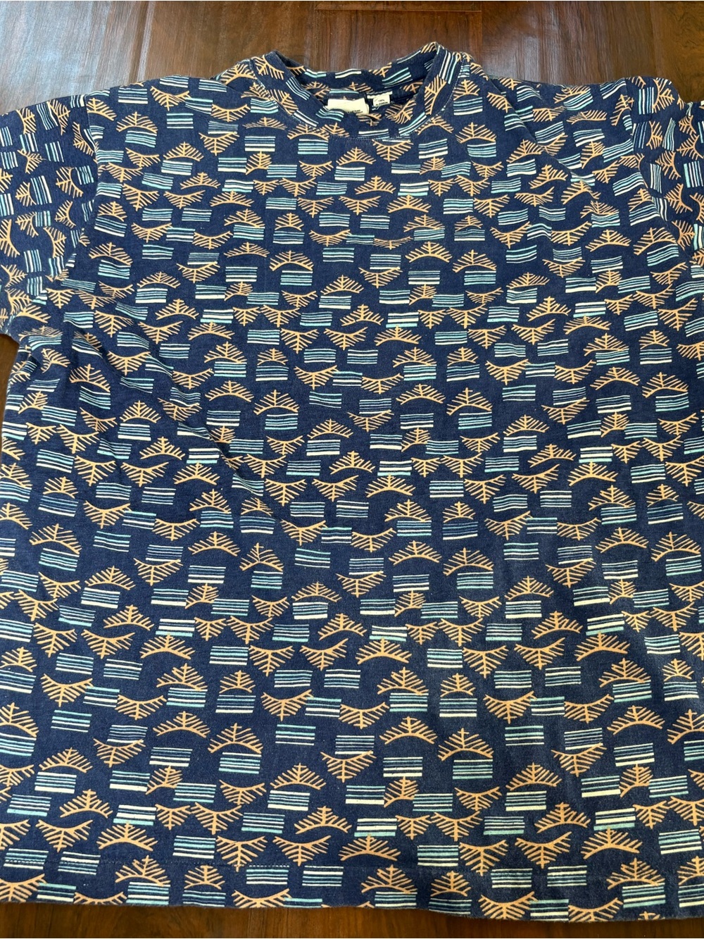 Navy Patterned Short Sleeve Tee with Geometric Sun Motif retro vintage